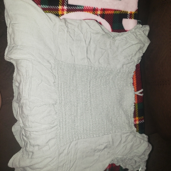 Woman Tank Top - Picture 2 of 6